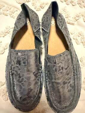 New. Ariat 8 Women's Dark Shadow Cruiser Slip-On Shoes 10046914 Size 8B